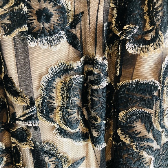 Belle Badgley Mischka Halter Dress Black Gold Lace Overlay Velvet Sexy - Picture 4 of 8